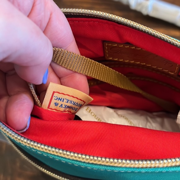 Dooney & Bourne Crossbody - Picture 3 of 4